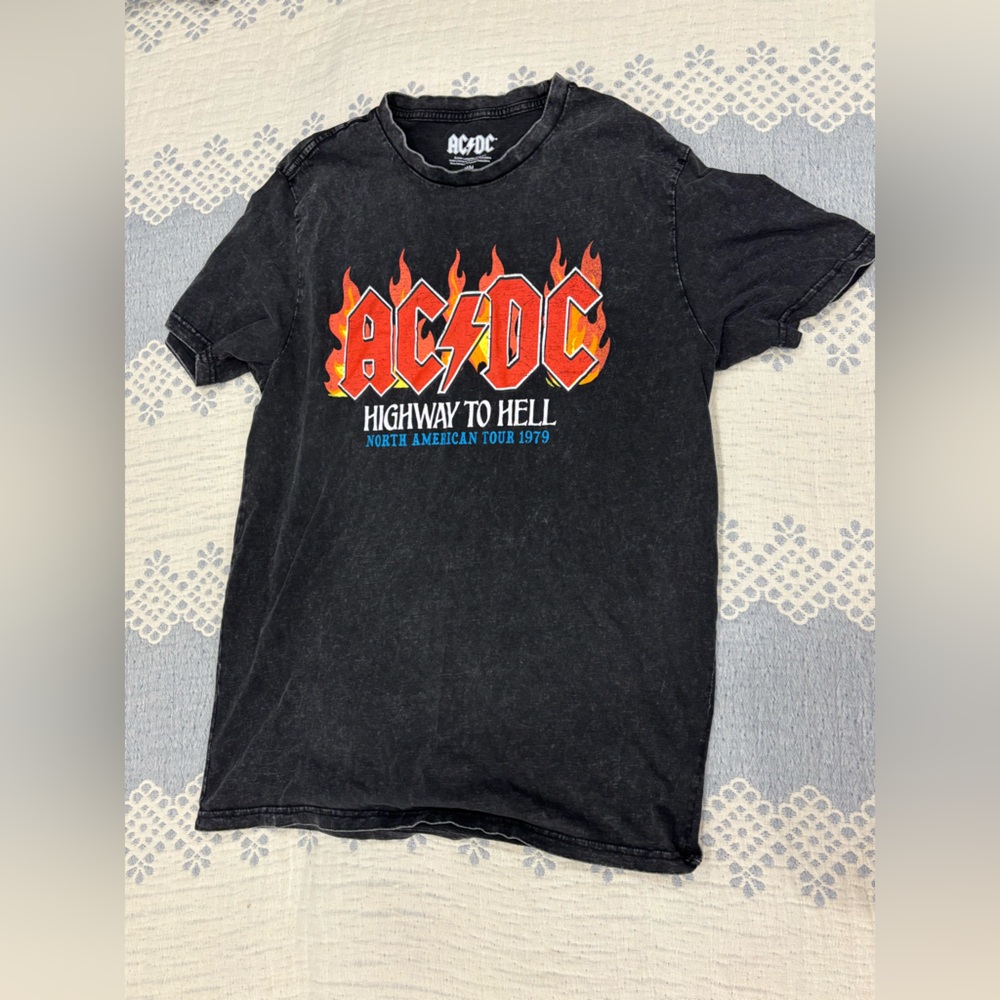 AC/DC Black and Red Woman’s Tee